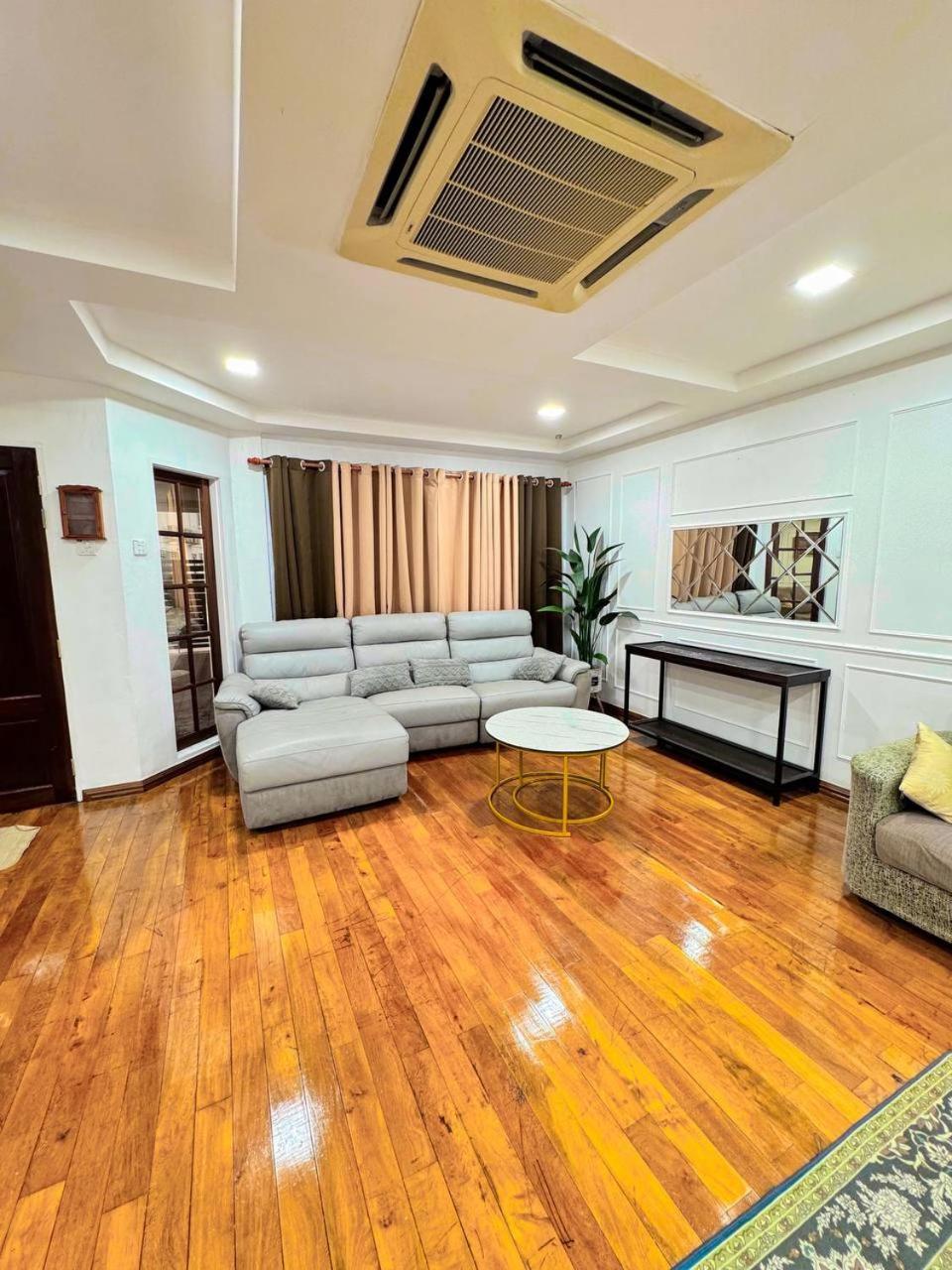 Ibai Golf Home Resort Homestay Kuala Terengganu Exterior foto